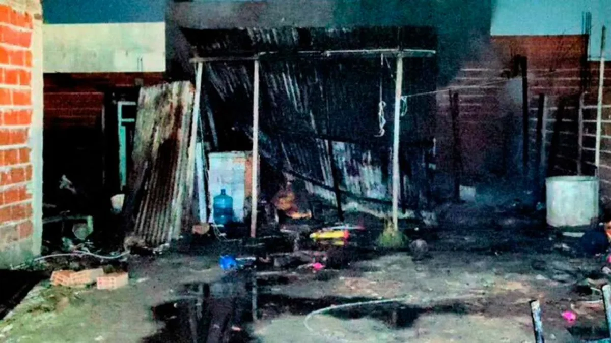 Incendio fatal en Berisso: murió una nena de 6 años atrapada en una vivienda precaria