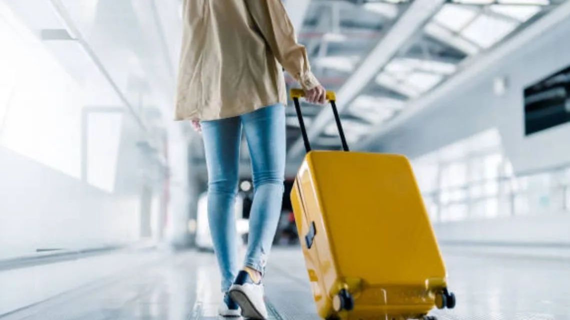 Semana Santa 2026: viajar al exterior cuesta hasta $5,2 millones y crece el turismo de compras